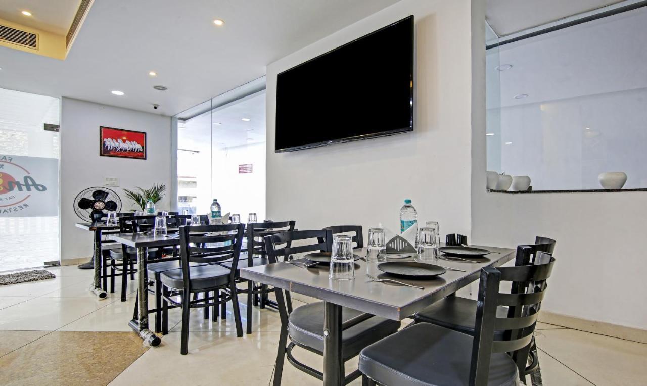 Treebo Royal Empire Adarsh Nagar, Chandigarh Otel Dış mekan fotoğraf